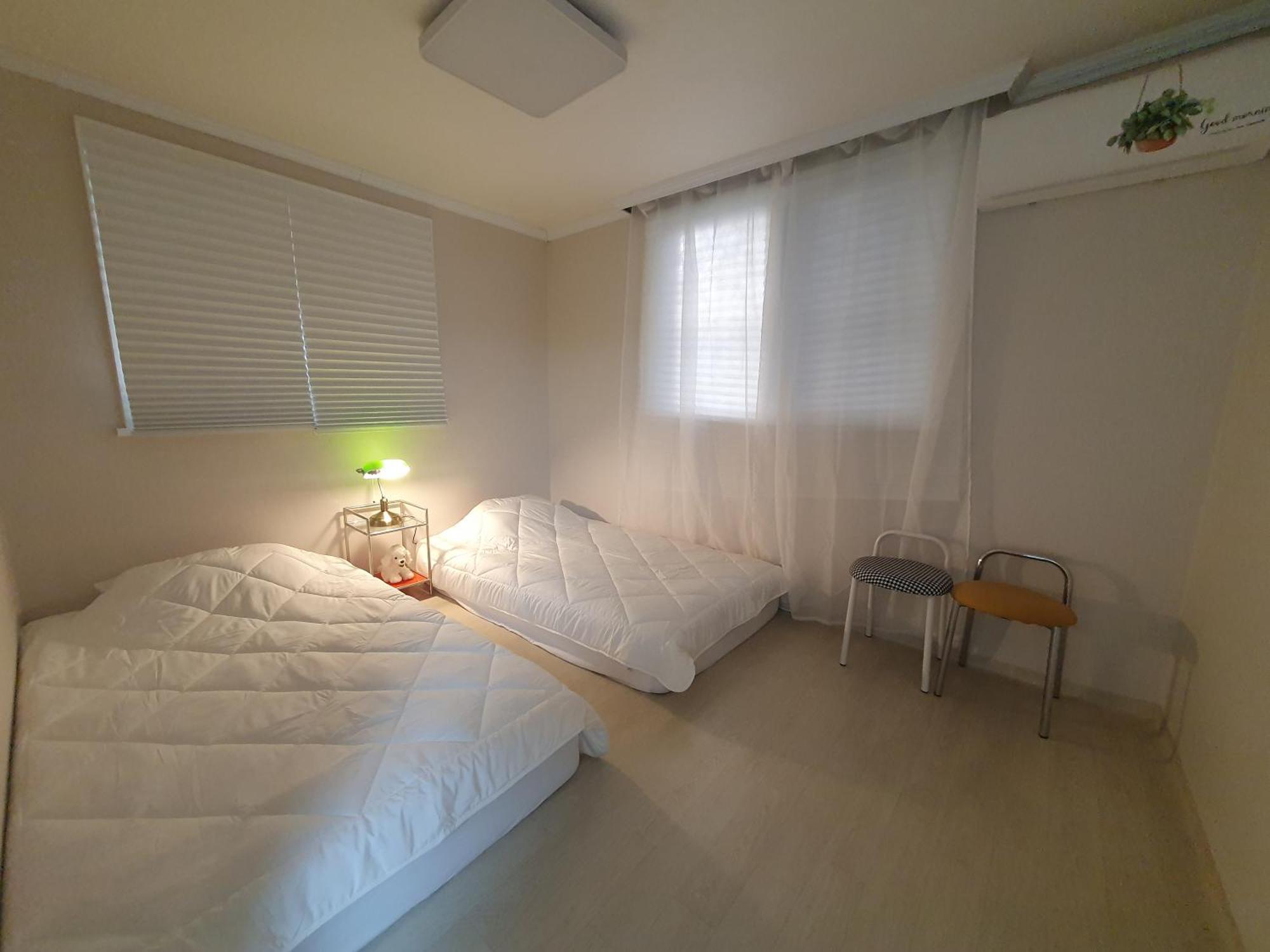 New Open Sale Haebangchon Itaewon Myeongdong Hongdae Insadong Gyeongbokgung Palace Villa *