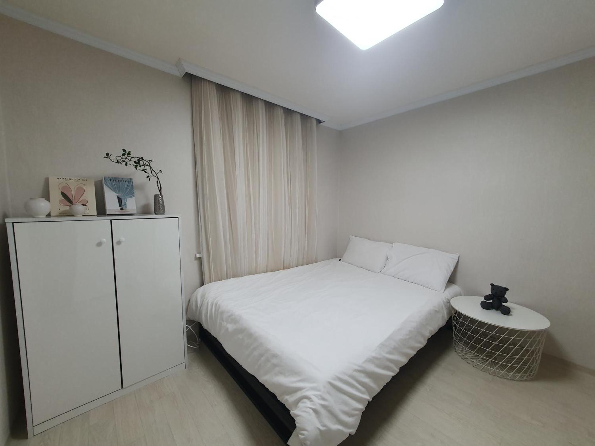 Villa New Open Sale Haebangchon Itaewon Myeongdong Hongdae Insadong Gyeongbokgung Palace Seul